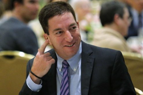 Greenwald afirma que Jornal Nacional e Globo lucravam com a Lava Jato; assista