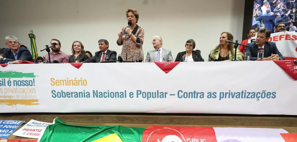 Futuro do Brasil está ameaçado sob Bolsonaro, alerta manifesto da oposição em defesa da soberania