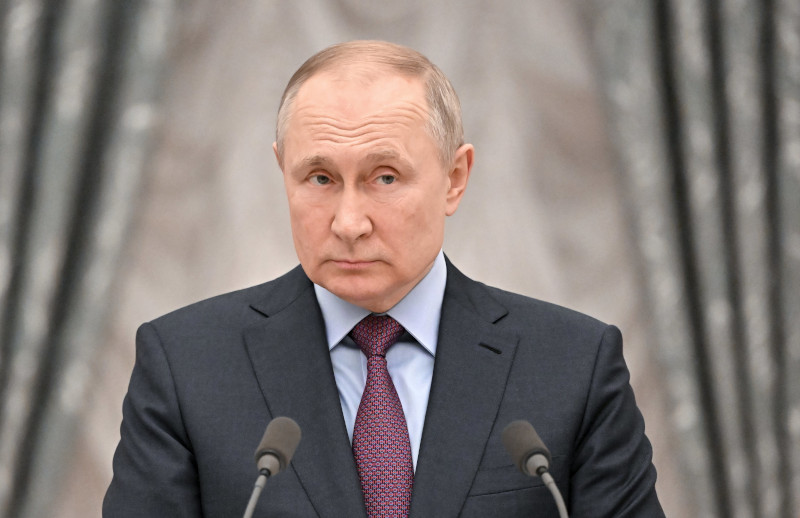 Putin diz que Ocidente está provocando crise econômica global