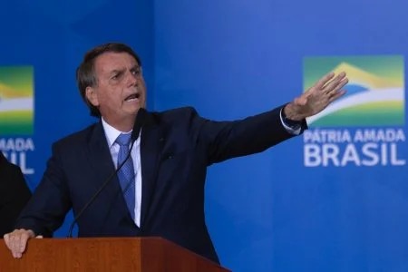 Em cruzada anti-STF, Bolsonaro se une à extrema esquerda e defende PCO