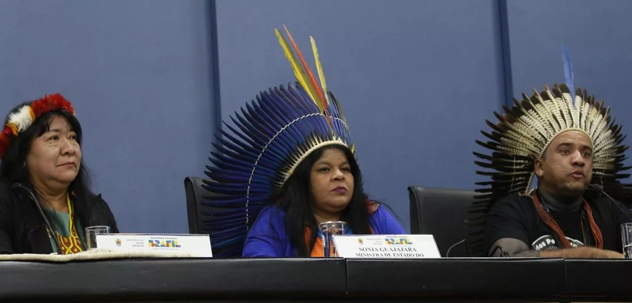 ‘Genocídio legislado e um atentado ao direito dos povos indígenas’, diz Guajajara sobre marco temporal