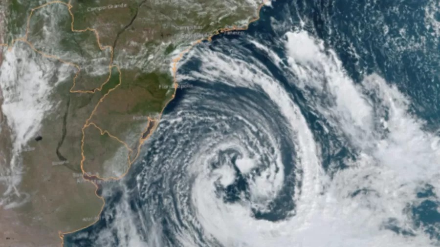 Calor recorde, ciclone, enchente: mundo encara eventos climáticos extremos