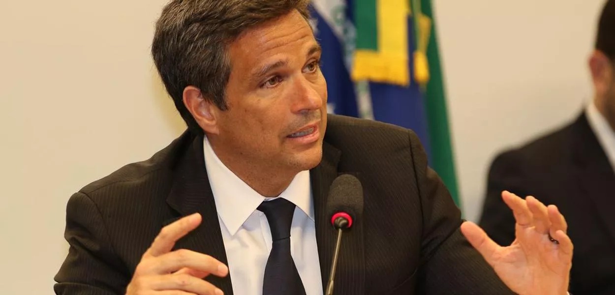Tudo no caminho certo, menos o Banco Central