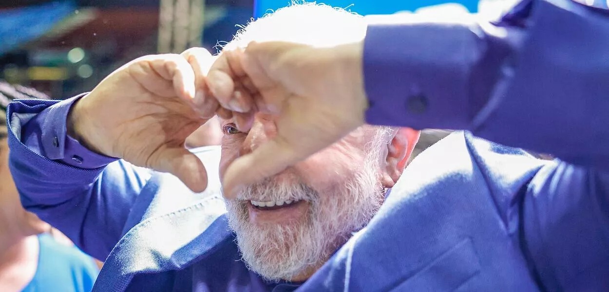 Efeito Lula: desemprego cai acima do esperado e é o menor em nove anos