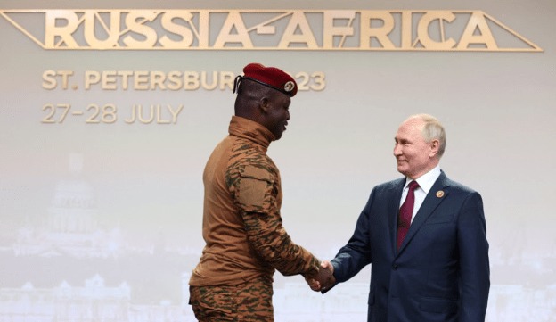 Um dos resultados da guerra entre EUA e Rússia: A África se rebela contra o imperialismo