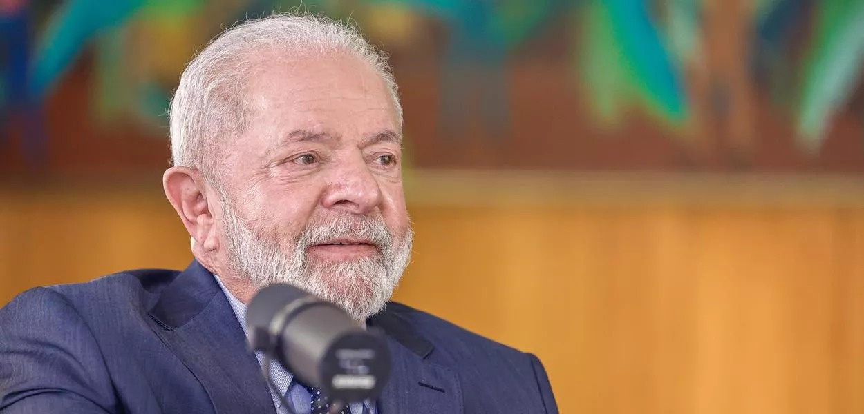 Lula diz que pretende criar TV estatal internacional para divulgar o Brasil no exterior