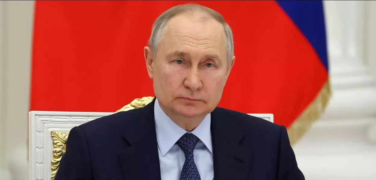 Putin propõe parcerias na área de defesa “com os países que queiram defender seus interesses”