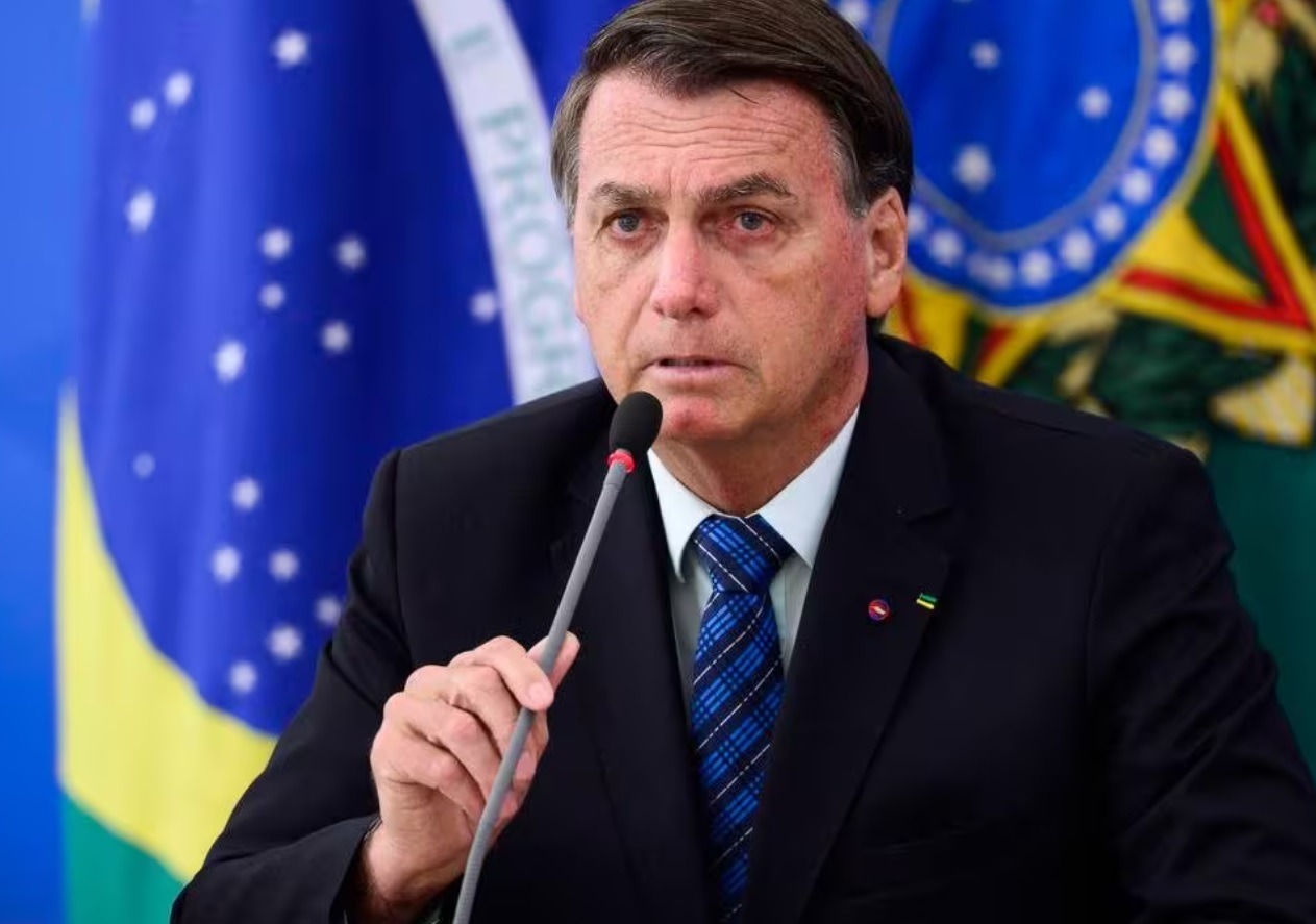 Delgatti na CPMI: Juristas veem elementos para prisão de Bolsonaro e Zambelli