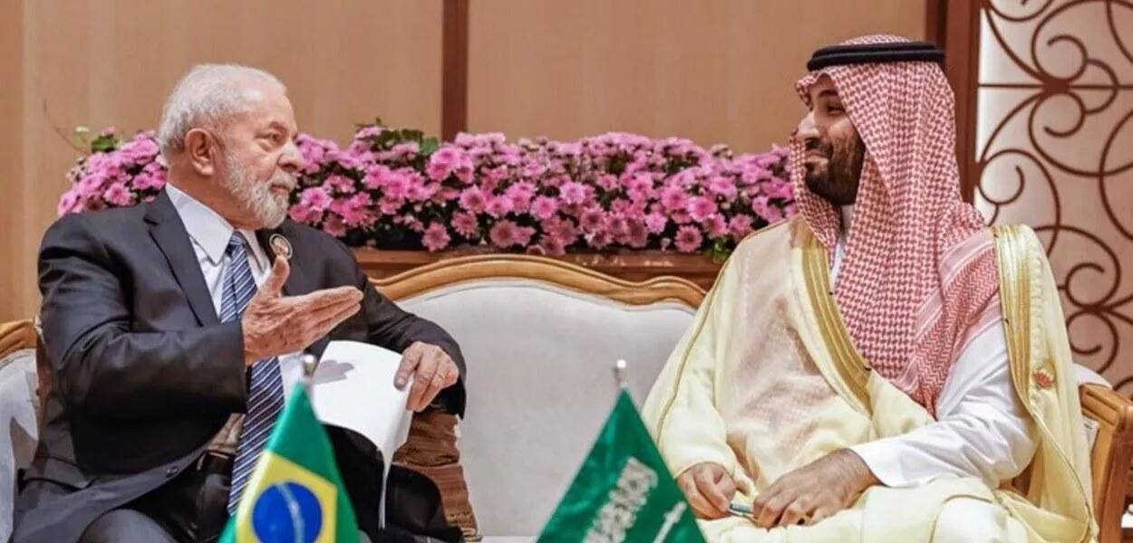 Lula se encontra com líder saudita e dá boas vindas ao país no BRICS
