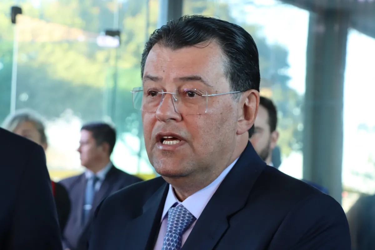 Lula ainda não tomou decisão sobre indicações a STF e PGR, diz Jaques Wagner