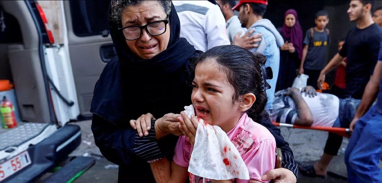Bombardeios israelenses provocam “catástrofe” em Gaza, diz Unicef. Palestinos não têm água e podem morrer de desidratação