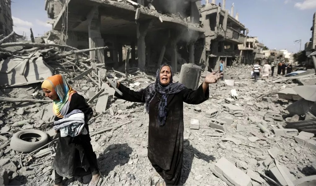 Agência da ONU denuncia que mais de 70% da população de Gaza foi desalojada e crianças morrem de fome
