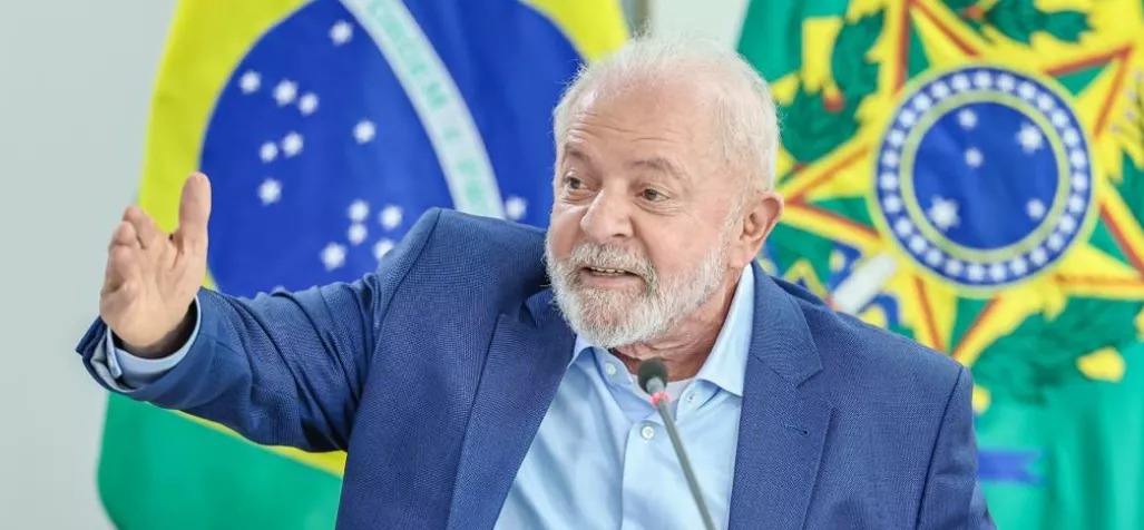 “Objetivo do Sul Global não deve ser antagonizar o Norte”, diz Lula em cúpula